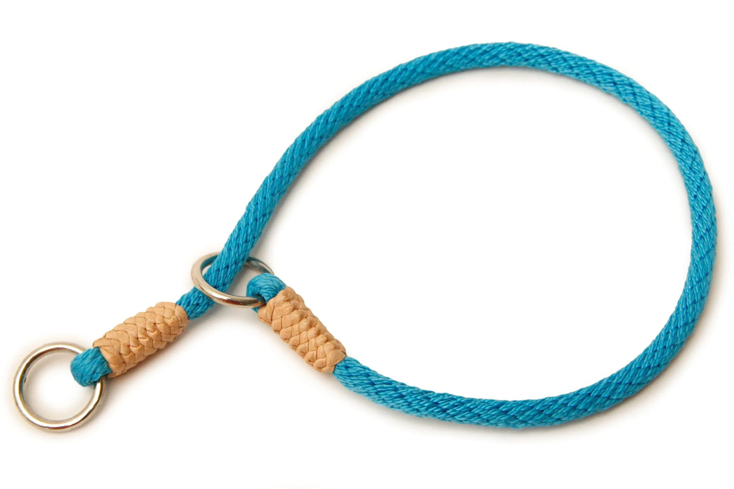 Blue and beige dog leash on a white background