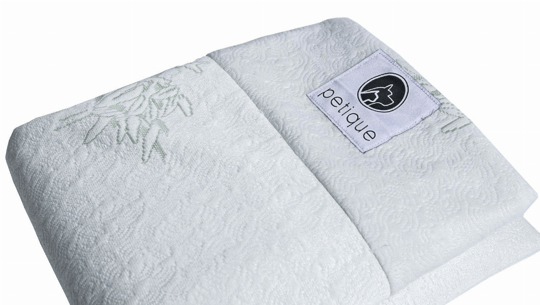 Petique's Orthopedic Bamboo Memory Foam Pet Bed